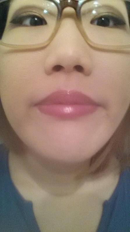 5. Ultra glossy lip in Wolfie.jpg